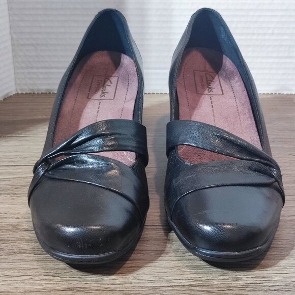 Clarks Everyday Sugar Plum Leather Pumps 9 Black Block Heel Slip On Dress Shoes - Picture 3 of 16